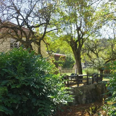 B&B Lascaux Aux Meulieres A 돔므