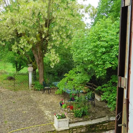 Bed & Breakfast Lascaux Aux Meulieres A *