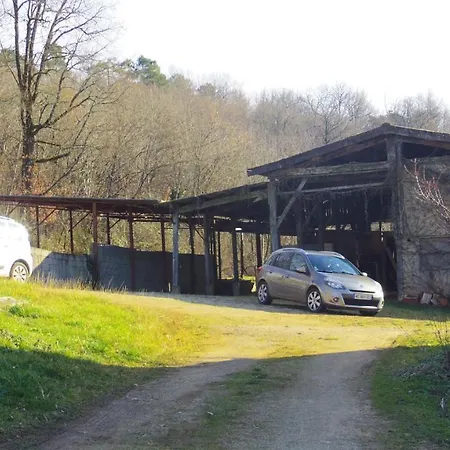 Les Meulieres Chambres Lascaux, Zen Et Romantique A Domme Bed & Breakfast 3*