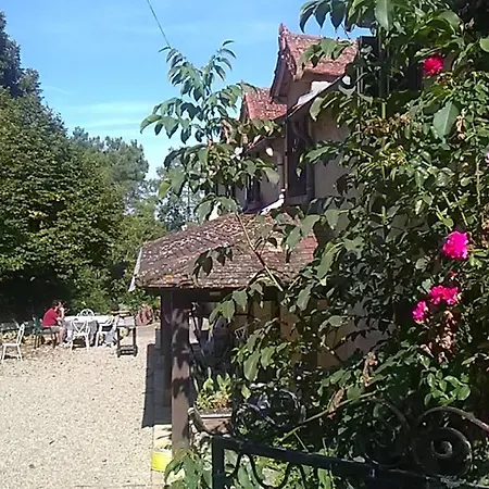 Bed & Breakfast Lascaux Aux Meulieres A