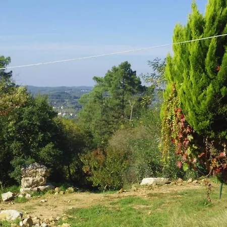 Lascaux Aux Meulieres A Bed & Breakfast *